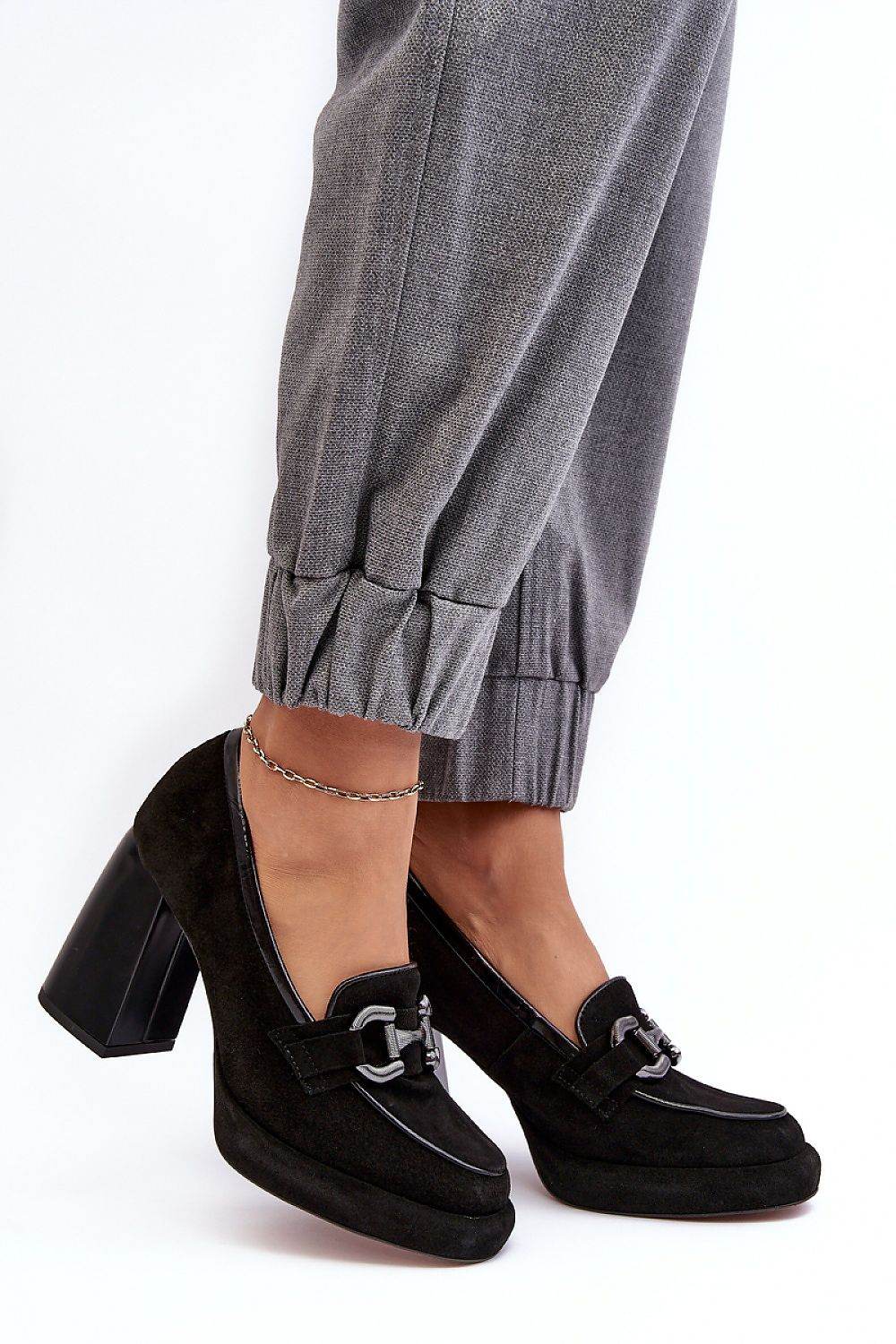 Block heel pumps Step in style - INDIEZ COUTURE