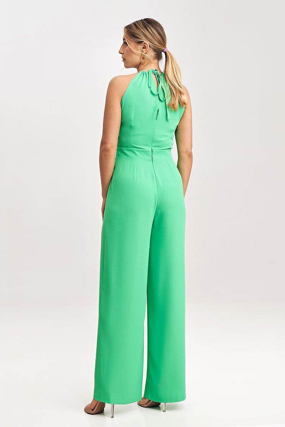 Chic Sleeveless Jumpsuit with Stylish Pockets - INDIEZ COUTURE