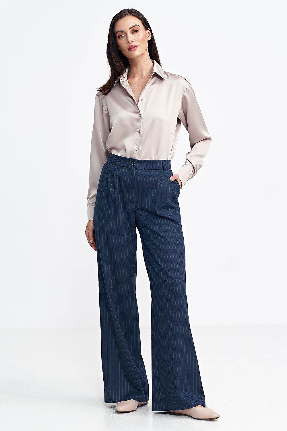 Women's Relaxed Fit Trousers with Elegant Pleats and Wide Leg Style - INDIEZ COUTURE
