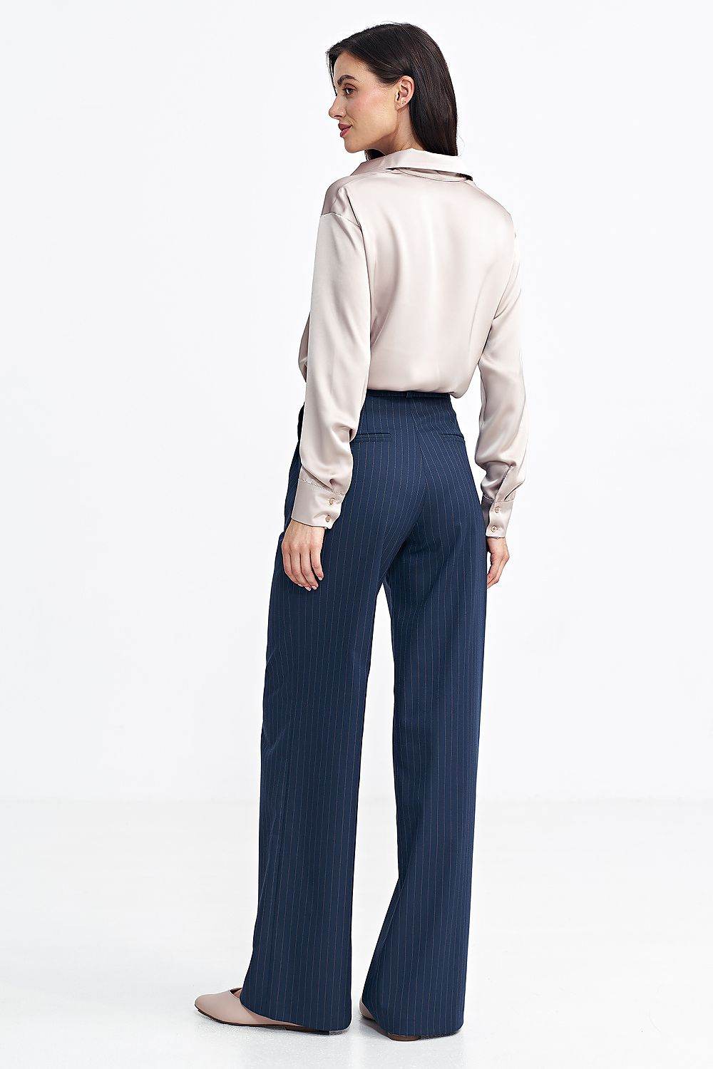 Women's Relaxed Fit Trousers with Elegant Pleats and Wide Leg Style - INDIEZ COUTURE