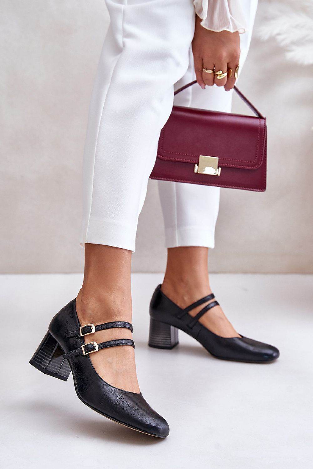 Block heel pumps Step in style - INDIEZ COUTURE