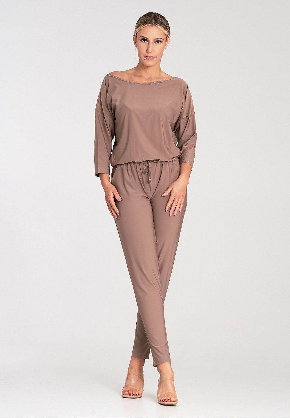 Chic Loose-Fitting Jumpsuit with Tapered Legs - INDIEZ COUTURE