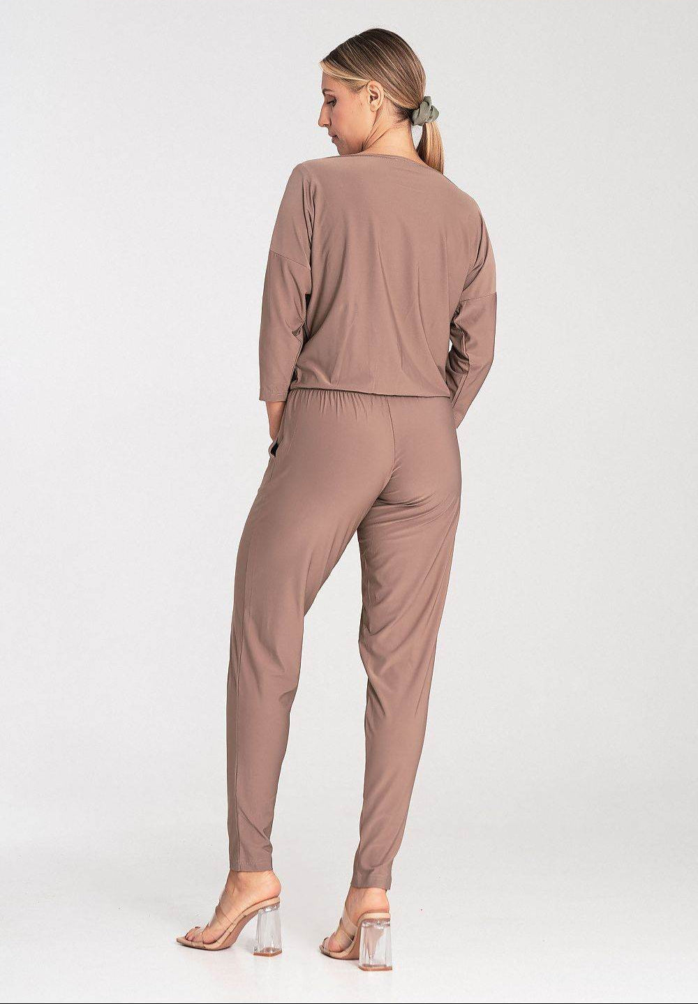 Chic Loose-Fitting Jumpsuit with Tapered Legs - INDIEZ COUTURE