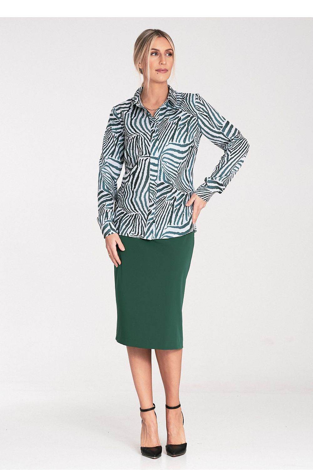 Classic Women's Long Sleeve Shirt with Decorative Snaps - INDIEZ COUTURE