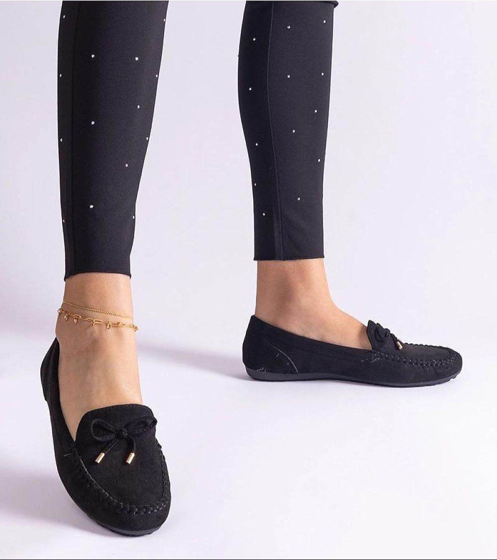 Elegant Black Moccasins with Bow Design - INDIEZ COUTURE