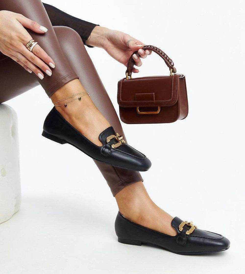Elegant Black Moccasins with Buckle Detail - INDIEZ COUTURE