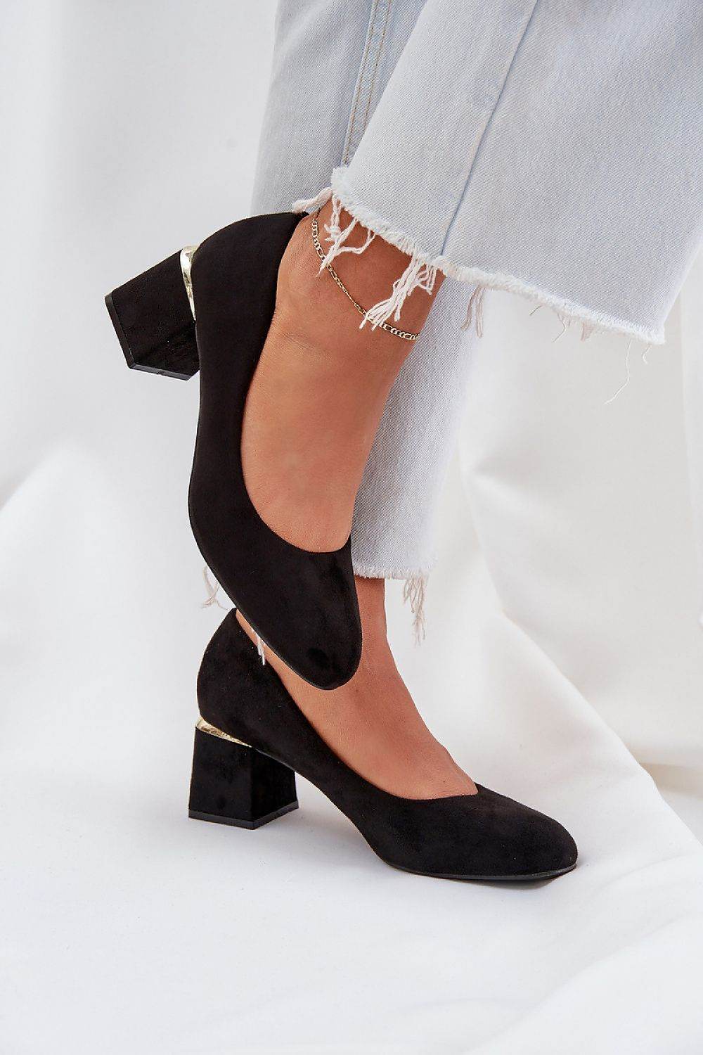 Block heel pumps Step in style - INDIEZ COUTURE