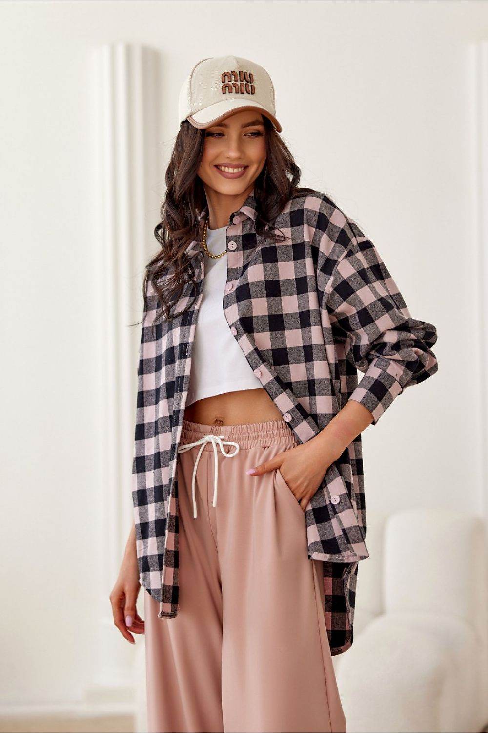 High-Quality Flannel Long Sleeve Shirt with Classic Collar and Elongated Back - INDIEZ COUTURE