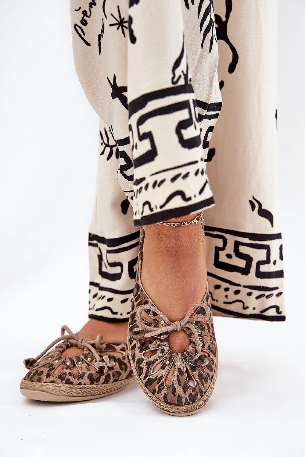 Elegant Leather Ballet Flats with Cut-Out Design - INDIEZ COUTURE