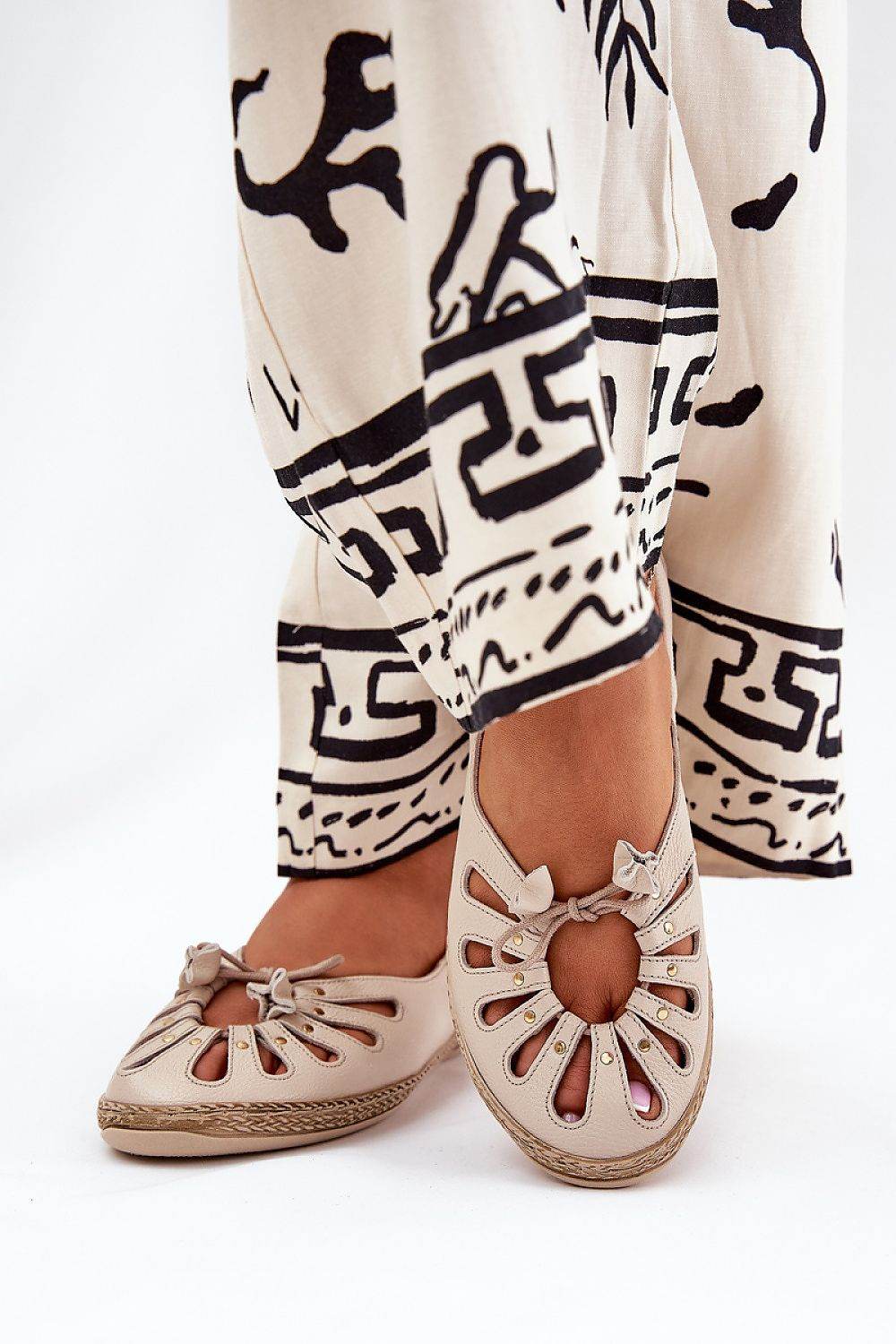 Elegant Leather Ballet Flats with Cut-Out Design - INDIEZ COUTURE