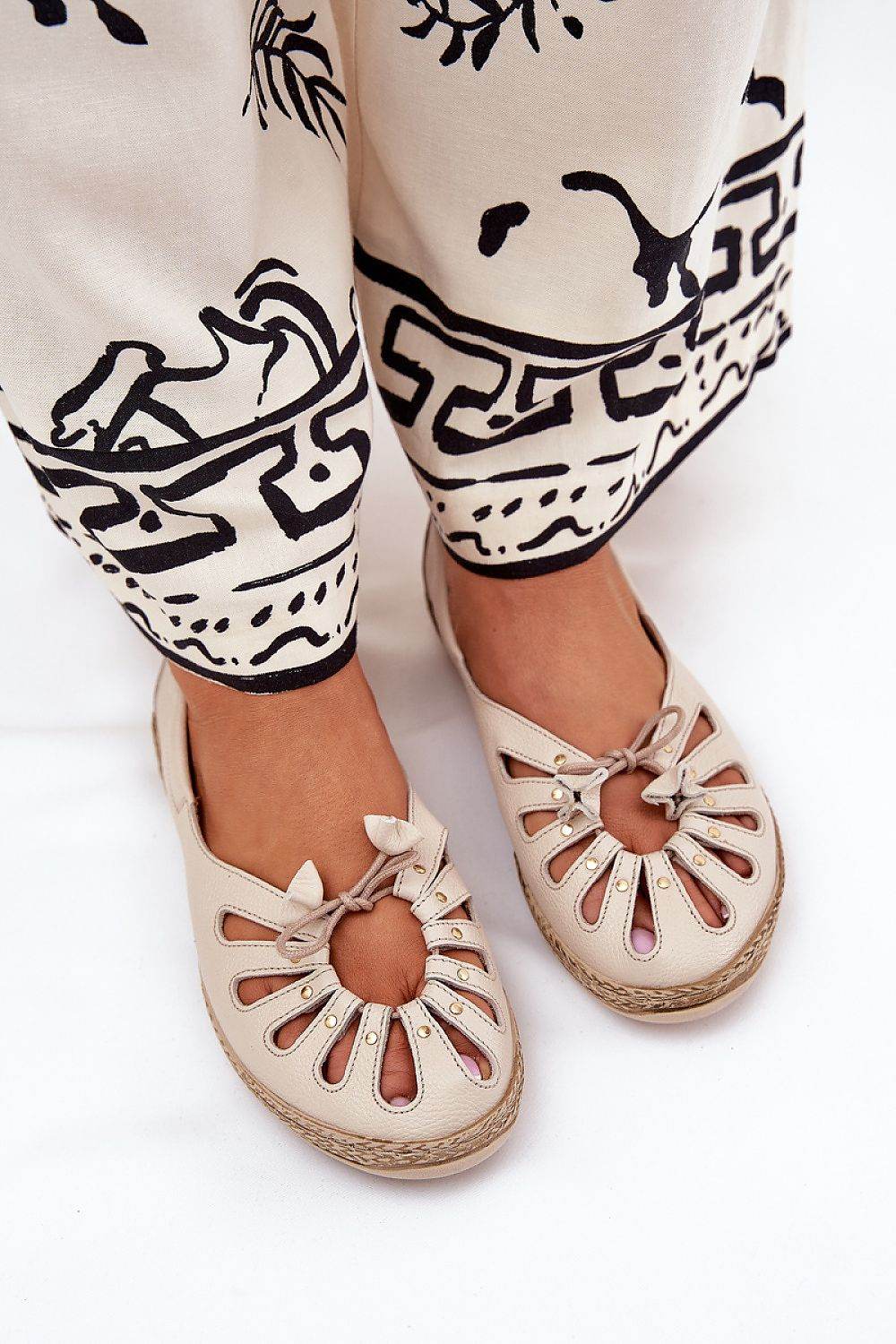 Elegant Leather Ballet Flats with Cut-Out Design - INDIEZ COUTURE