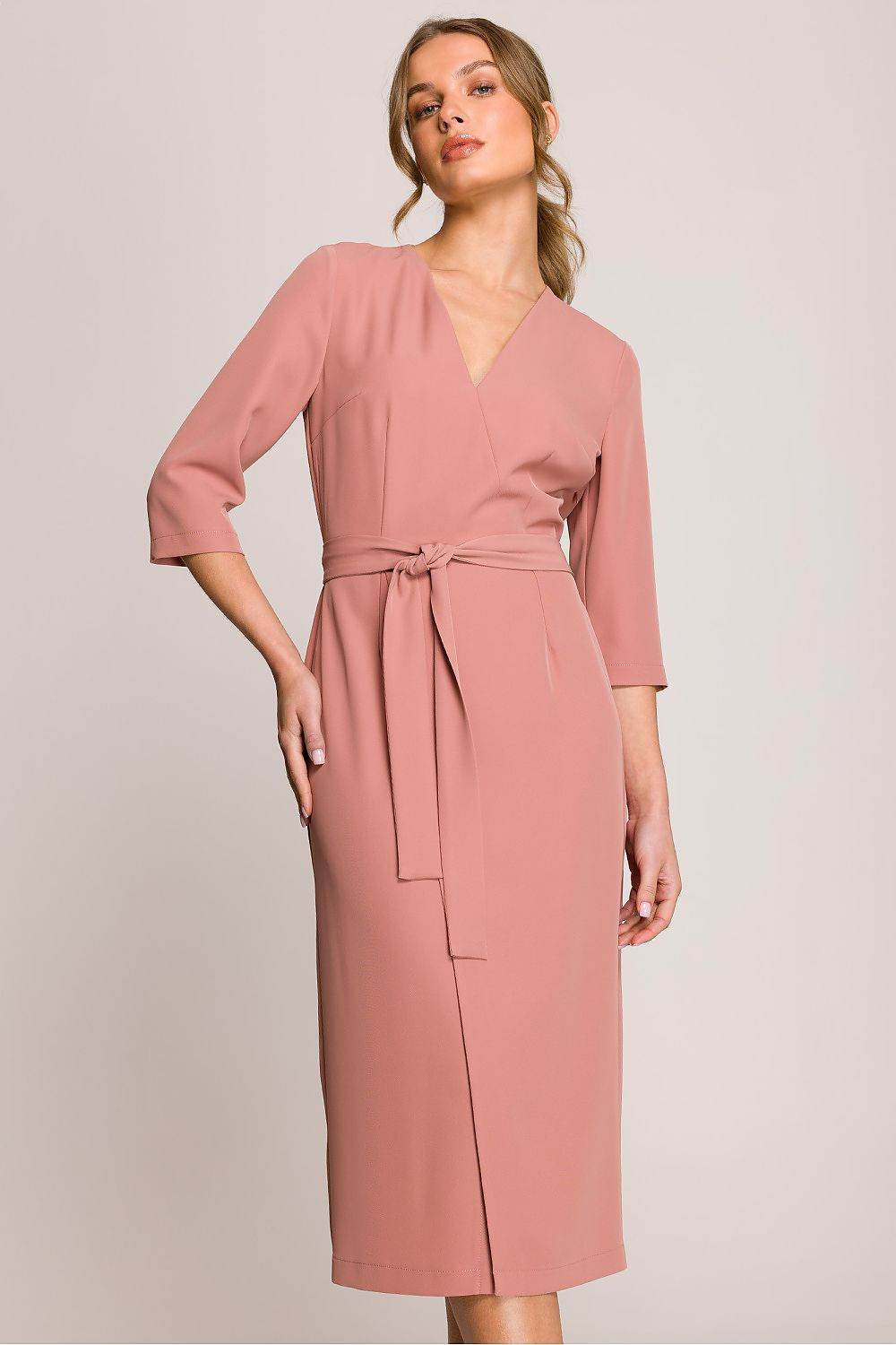 Elegant Midi Dress with Fitted Silhouette Design - INDIEZ COUTURE