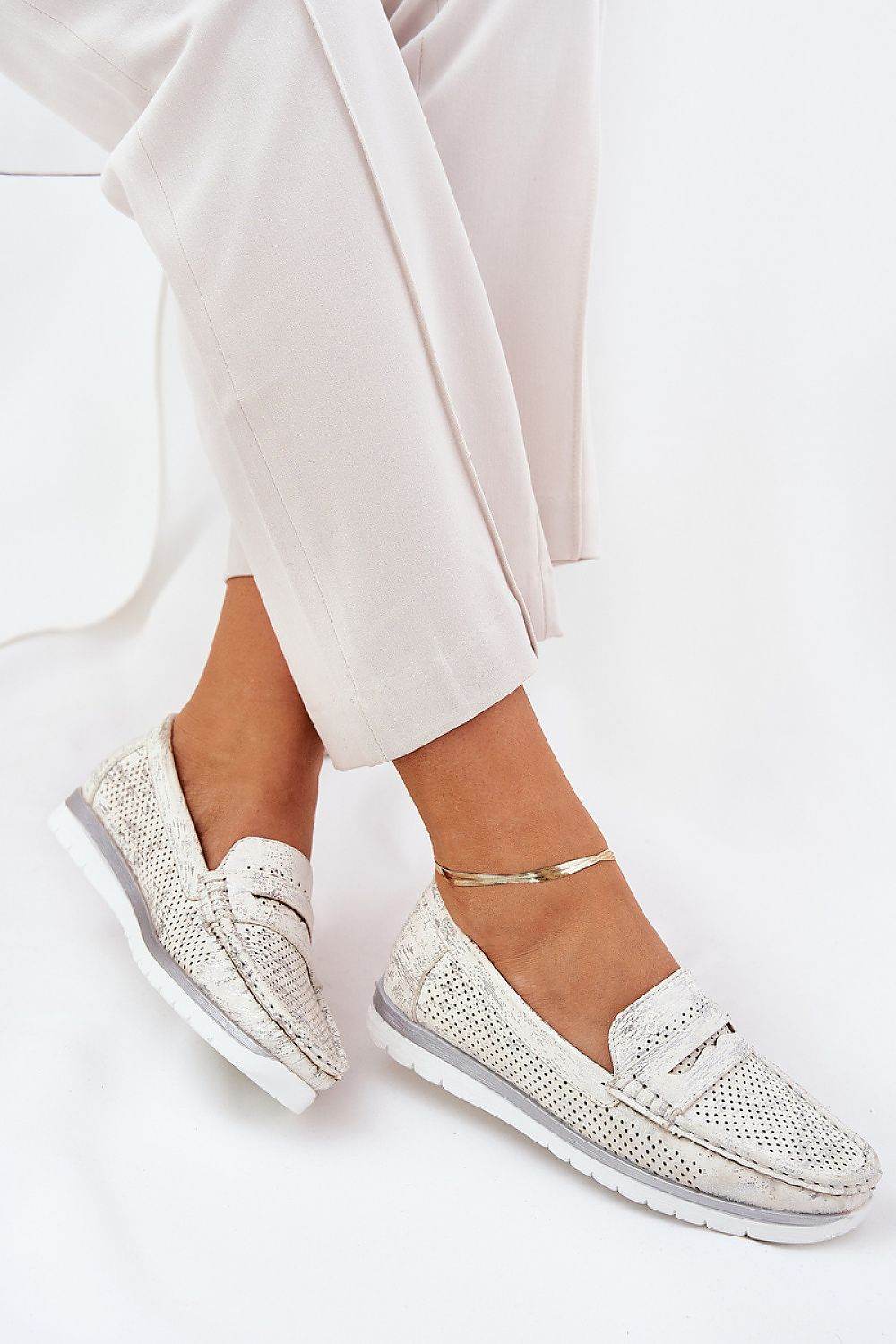 Eco-Leather Women's Moccasins with Delicate Platform - INDIEZ COUTURE