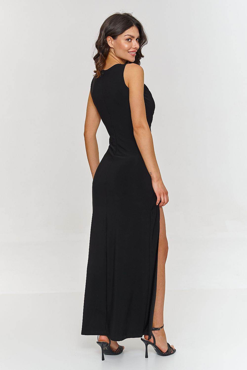 Elegant Maxi Dress with Ruching Detail - INDIEZ COUTURE