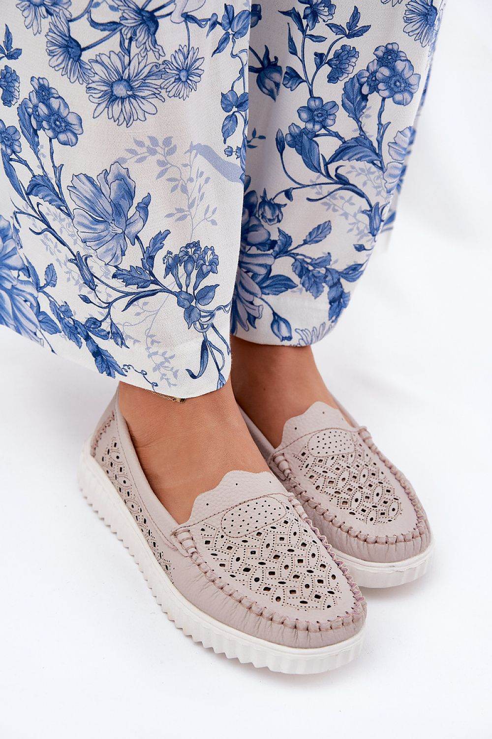 Elegant Lace-Up Moccasins with Comfortable Platform - INDIEZ COUTURE