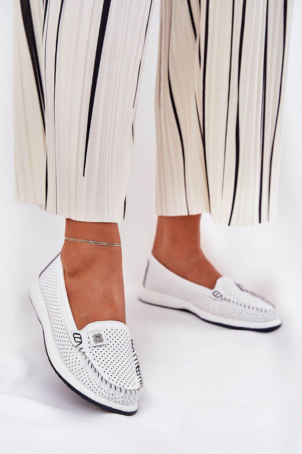 Comfortable Women's Loafers with Floral Detail - INDIEZ COUTURE