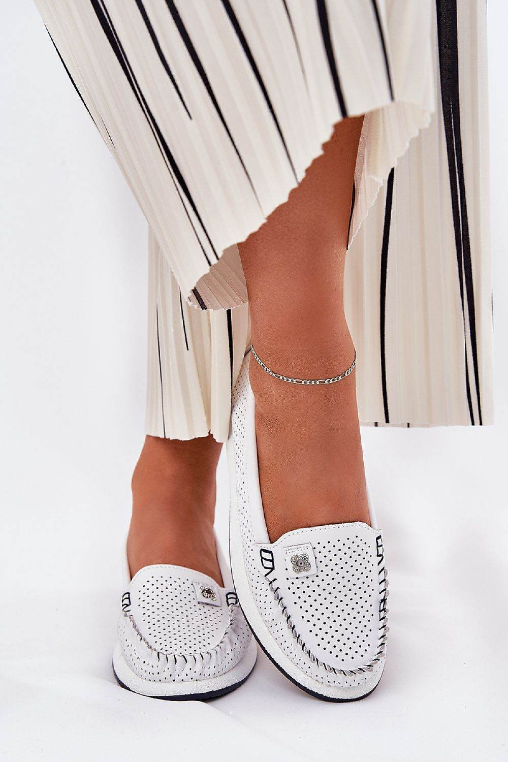 Comfortable Women's Loafers with Floral Detail - INDIEZ COUTURE