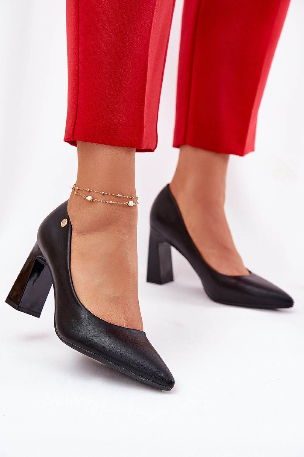 Block heel pumps Step in style - INDIEZ COUTURE