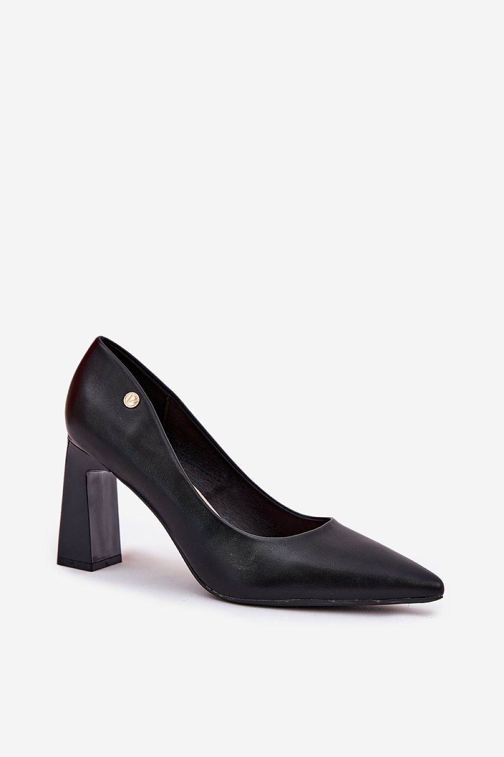Block heel pumps Step in style - INDIEZ COUTURE