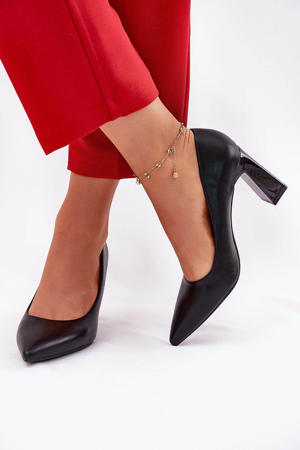 Block heel pumps Step in style - INDIEZ COUTURE