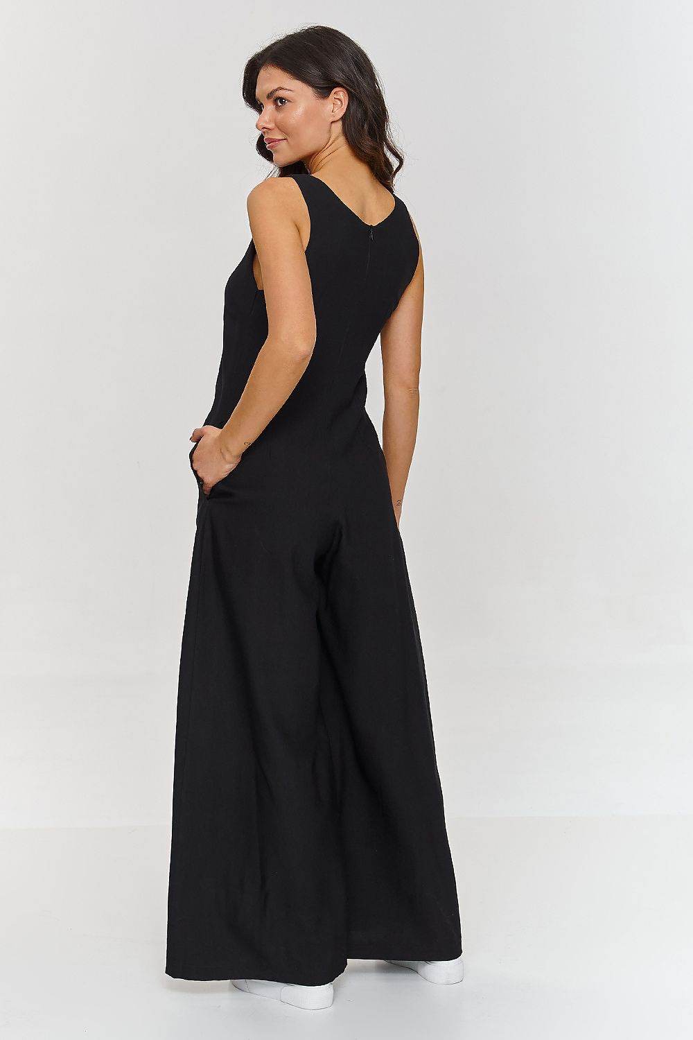 Chic V-Neck Jumpsuit with Elegant Wide Legs - INDIEZ COUTURE