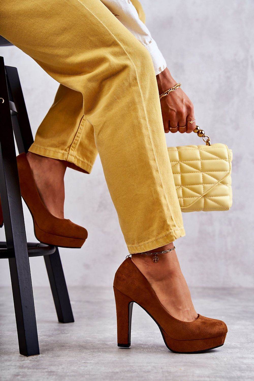 Block heel pumps Step in style - INDIEZ COUTURE